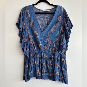 Arula Butterfly Sleeve Top